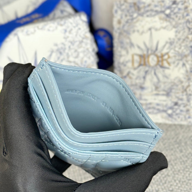 CARO FREESIA CARD HOLDER 10 IN BABY BLUE CANNAGE CALFSKIN