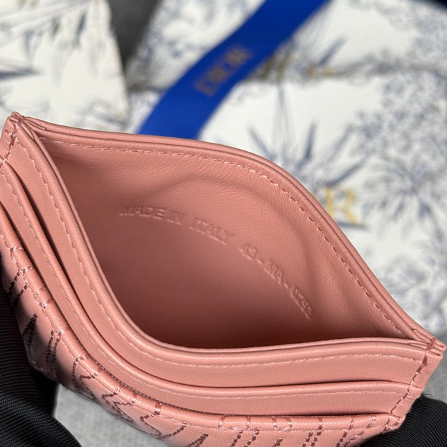 FREESIA CARD HOLDER 10 IN BABY PINK QUILTED ALLOVER CALFSKIN