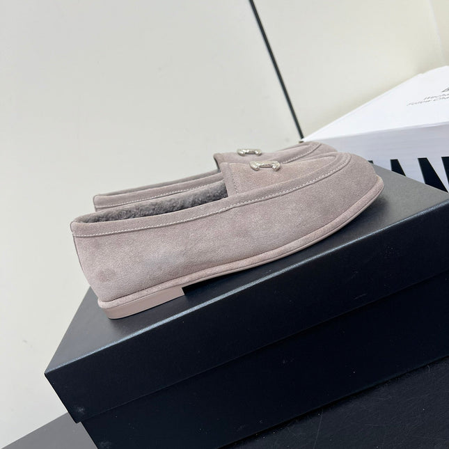 LOAFER IN KHAKI BROWN SUEDE AND SOLF FLEECE LINING