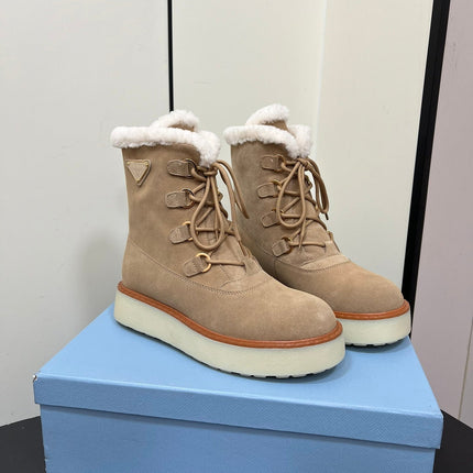 LACE-UP ANKLE BOOTS IN TAN BEIGE SUEDE AND SHEARLING LINING
