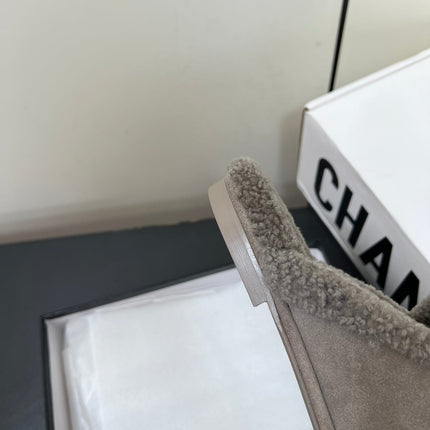 LOAFERS MULE IN DESERT BROWN SUEDE AND FLEECE LINING