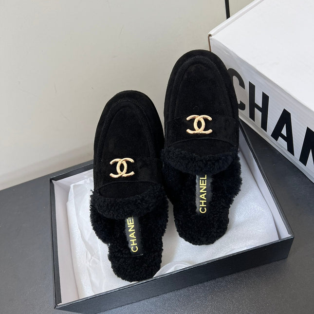LOAFERS MULE IN BLACK SUEDE AND FLEECE LINING