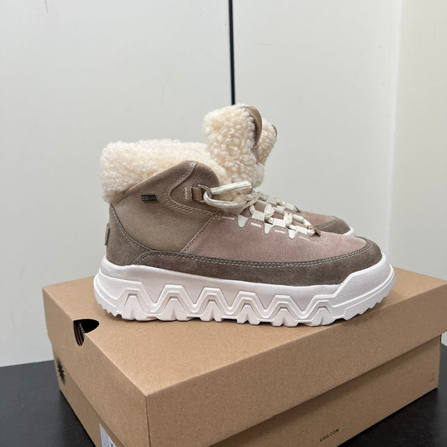 TERRETRAIL COZY LACE IN SAND BROWN SUEDE AND FLEECE