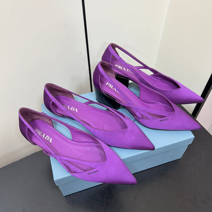 CUT-OUT BALLERINAS IN VIOLET SATIN