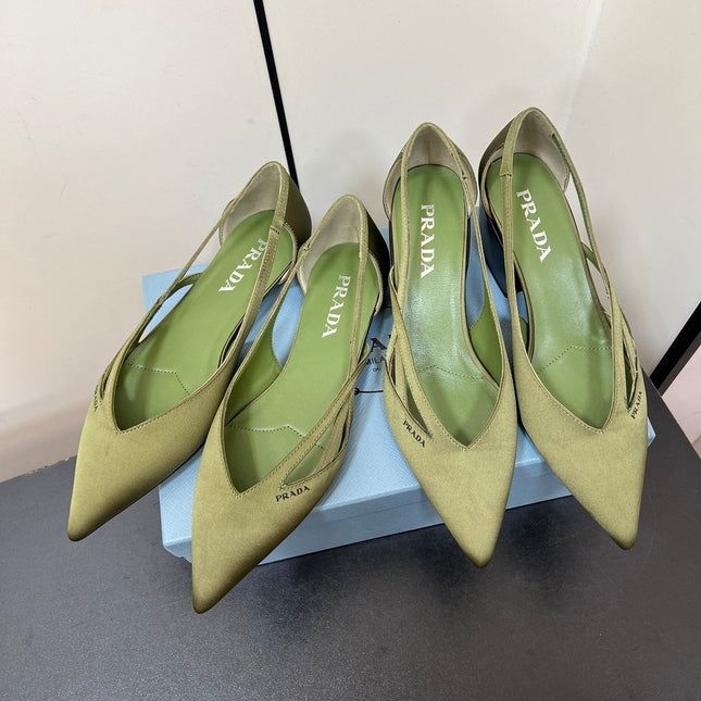 CUT-OUT BALLERINAS IN OLIVE GREEN SATIN
