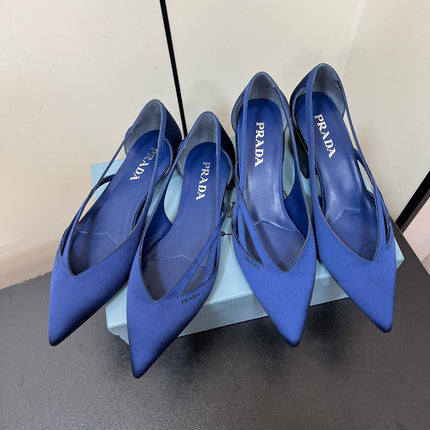 CUT-OUT BALLERINAS IN NAVY BLUE SATIN