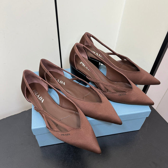 CUT-OUT BALLERINAS IN CHOCOLATE BROWN SATIN