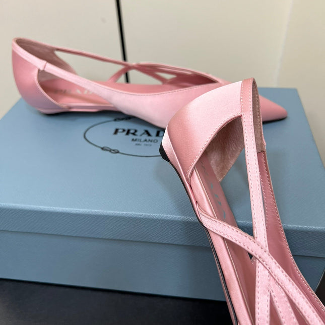 CUT-OUT BALLERINAS IN BABY PINK SATIN