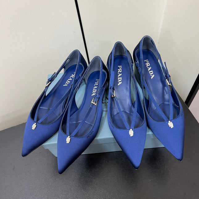 CUT-OUT PUMPS WITH BEAD BUCKLE IN NAVY BLUE SATIN