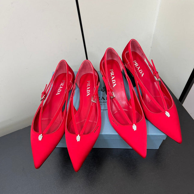 CUT-OUT PUMPS WITH BEAD BUCKLE IN CLASSIC RED SATIN