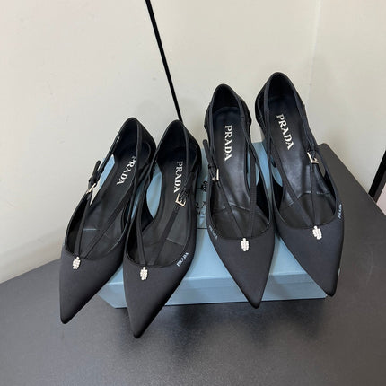 CUT-OUT PUMPS WITH BEAD BUCKLE IN BLACK SATIN