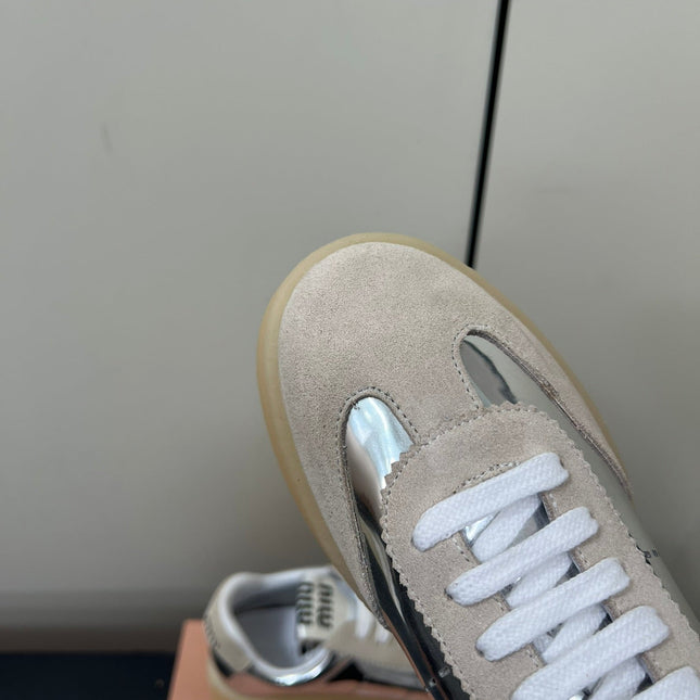 THICK-SOLED RETRO SNEAKERS IN SILVER METALLIC LAMBSKIN AND BEIGE SUEDE