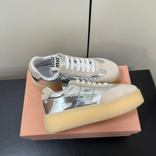 THICK-SOLED RETRO SNEAKERS IN SILVER METALLIC LAMBSKIN AND BEIGE SUEDE