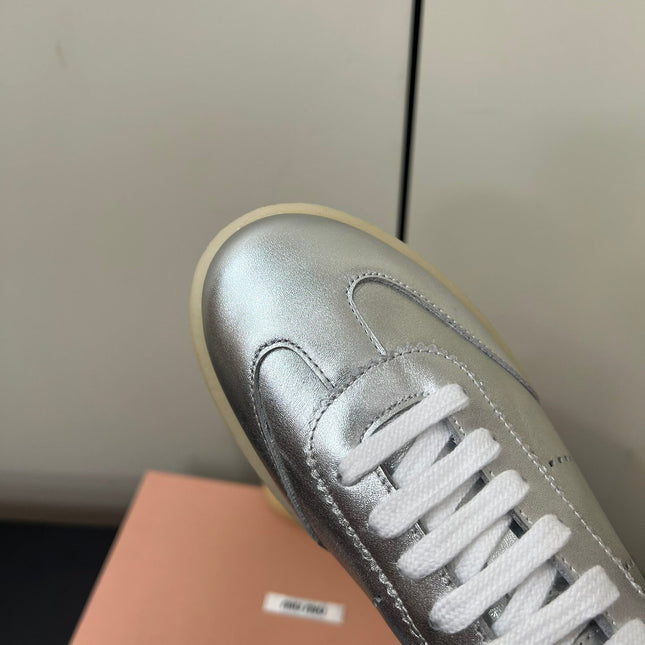 THICK-SOLED RETRO SNEAKERS IN SILVER METALLIC SMOOTH LAMBSKIN