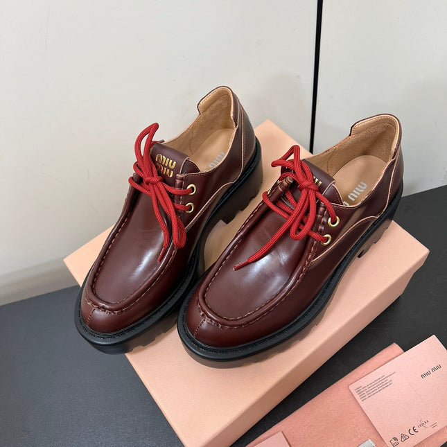 LACE-UP LOAFERS WITH THICK SOLE IN WINE RED SHINY SHEEPSKIN