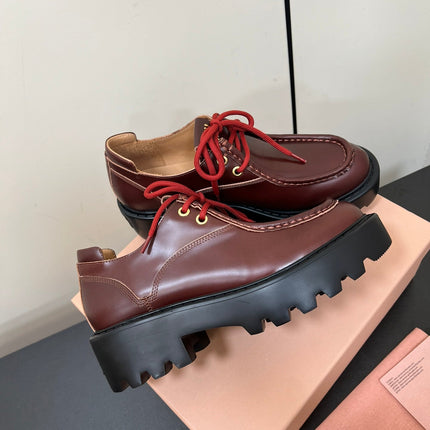 LACE-UP LOAFERS WITH THICK SOLE IN WINE RED SHINY SHEEPSKIN