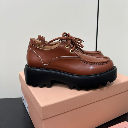 LACE-UP LOAFERS WITH THICK SOLE IN RED BROWN SHINY SHEEPSKIN