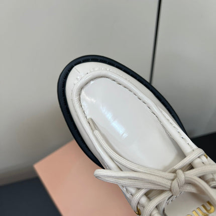 LACE-UP LOAFERS WITH THICK SOLE IN WHITE SHINY SHEEPSKIN