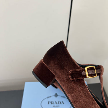 BOW MARY JANE PUMPS WITH T-STRAP IN UMBER BROWN VELVET