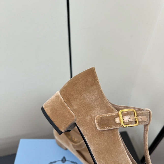 BOW MARY JANE PUMPS WITH T-STRAP IN PECAN PIE VELVET