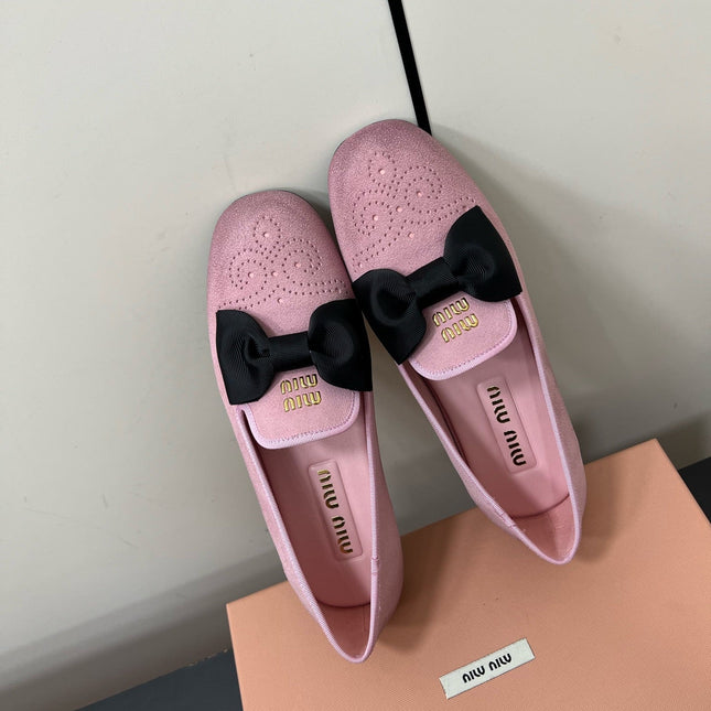 LOAFERS WITH BOW IN PINK SUEDE