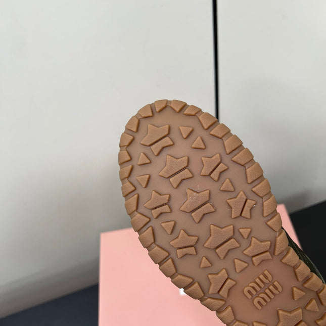 TYRE SNEAKERS IN DARK GREEN TECHNICAL FABRIC AND SUEDE WITH STICKER