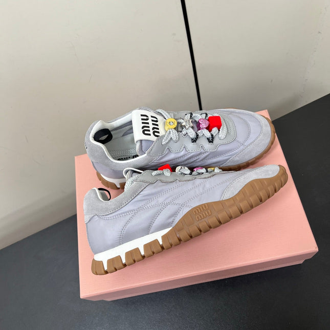 TYRE SNEAKERS IN GREY TECHNICAL FABRIC AND SUEDE WITH STICKER