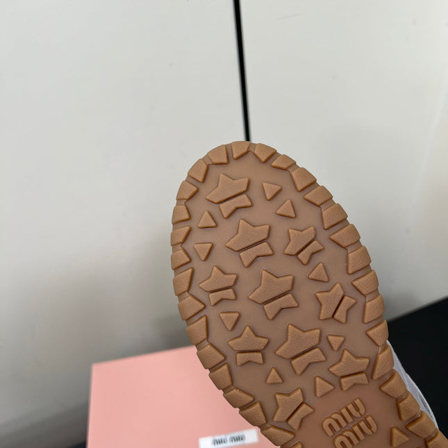 TYRE SNEAKERS IN GREY TECHNICAL FABRIC AND SUEDE WITH STICKER