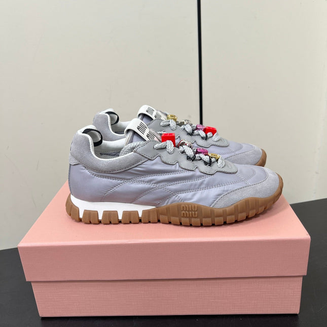 TYRE SNEAKERS IN GREY TECHNICAL FABRIC AND SUEDE WITH STICKER