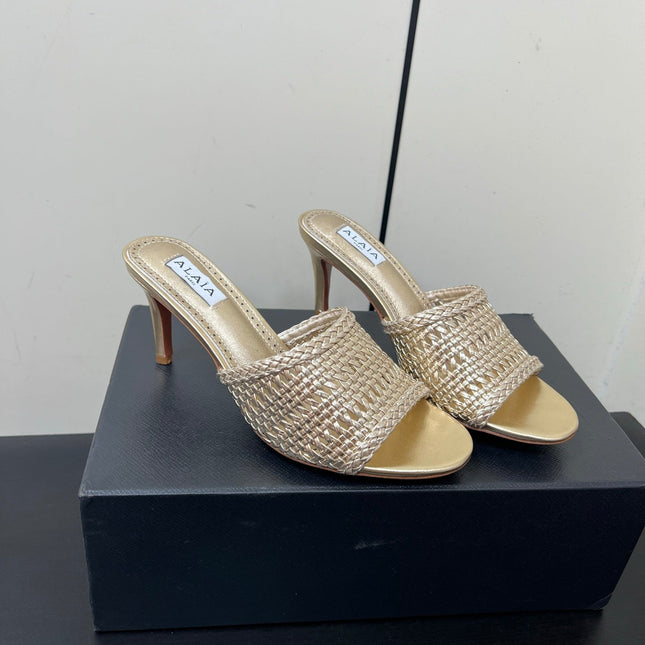 ALAIA HIGH HEEL 25S 70 MM IN GOLD LAMBSKIN WITH WOVEN PATTERN