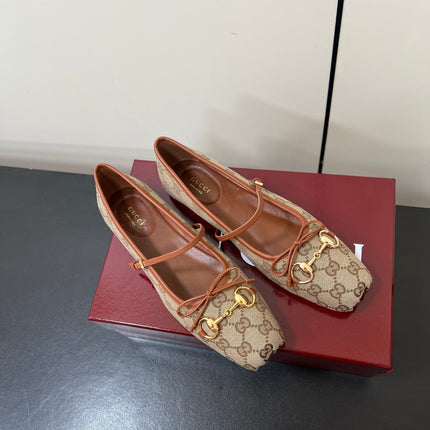 GG MARY JANE 25S IN MINK BROWN CANVAS MIX LAMBSKIN WITH GOLD HARDWARE