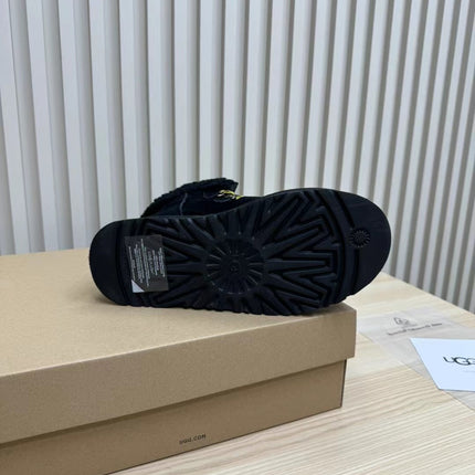 FUNKARRA CABIN CUFF BLACK SUEDE AND LAMB FUR