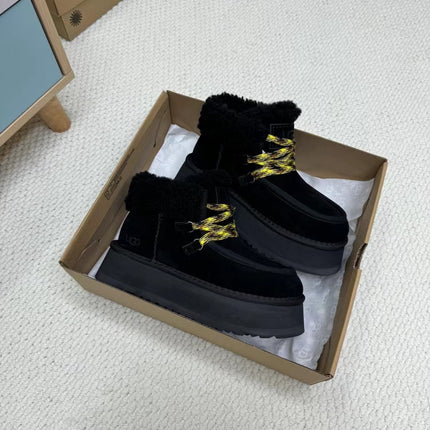 FUNKARRA CABIN CUFF BLACK SUEDE AND LAMB FUR