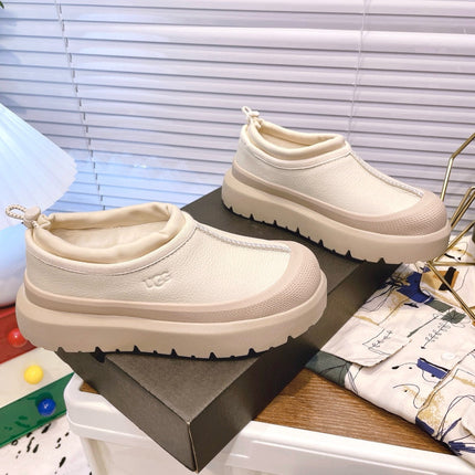 TASMAN WEATHER HYBRID IN BIRCH MIX WHITE PEPPER CALFSKIN