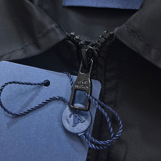 LV BLACK JACKET 239556