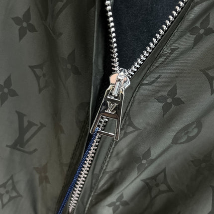 LV ARMY GREEN JACKET 239569
