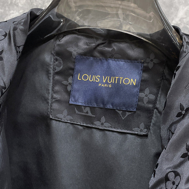 LV BLACK  JACKET 239571