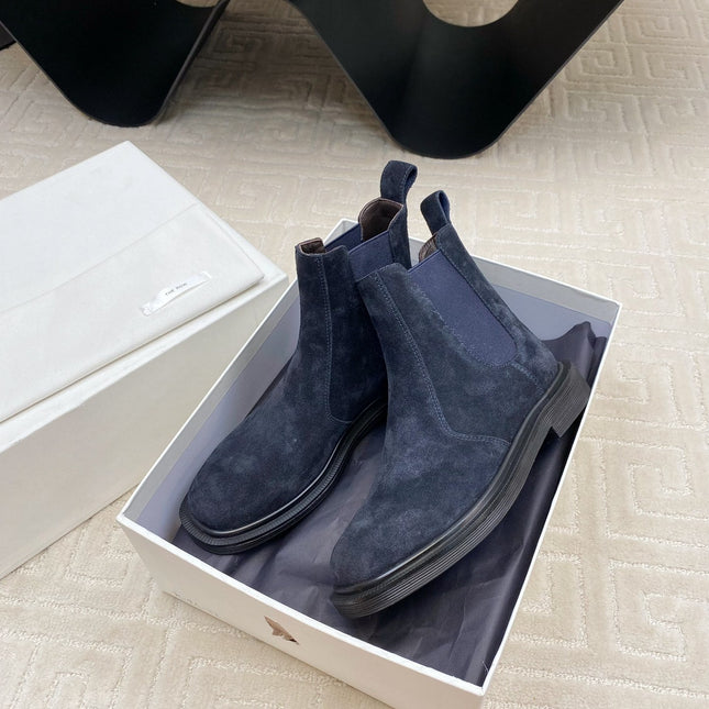 ANKLE BOOTS IN CLASSIC BLUE SUEDE