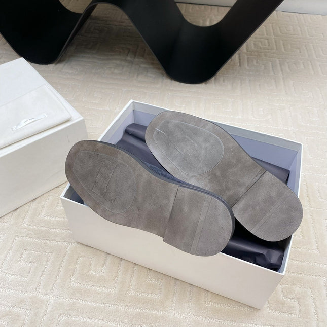 ANKLE BOOTS IN CLASSIC BLUE SUEDE