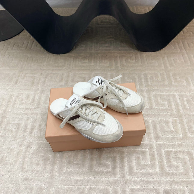 SNEAKER MULES IN WHITE MESH AND BEIGE SUEDE