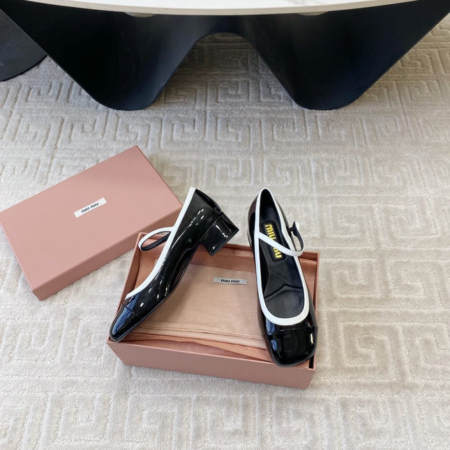 MARY JANE PUMPS IN BLACK GLOSSY SHEEPSKIN