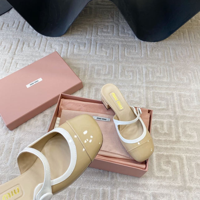 MARY JANE MULE PUMPS IN BEIGE GLOSSY SHEEPSKIN