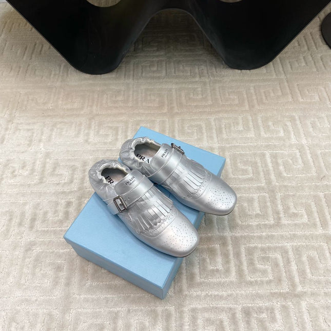 TASSEL LOAFERS IN SILVER METALLIC LAMBSKIN