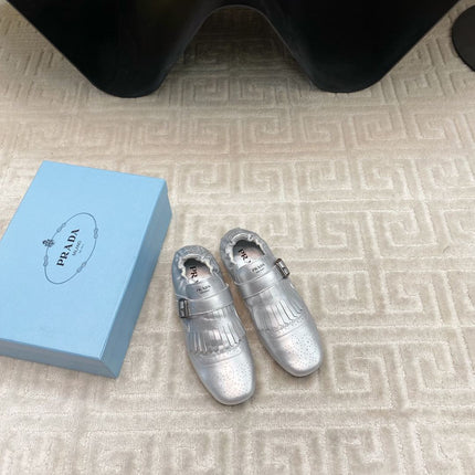 TASSEL LOAFERS IN SILVER METALLIC LAMBSKIN