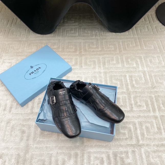 TASSEL LOAFERS IN BLACK LAMBSKIN