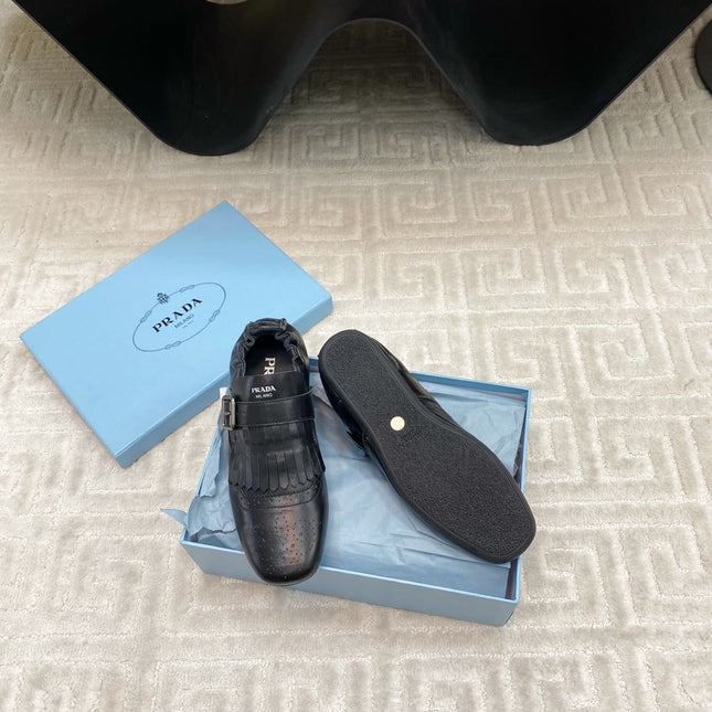 TASSEL LOAFERS IN BLACK LAMBSKIN