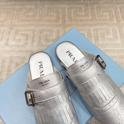 TASSEL MULES IN SILVER METALLIC LAMBSKIN