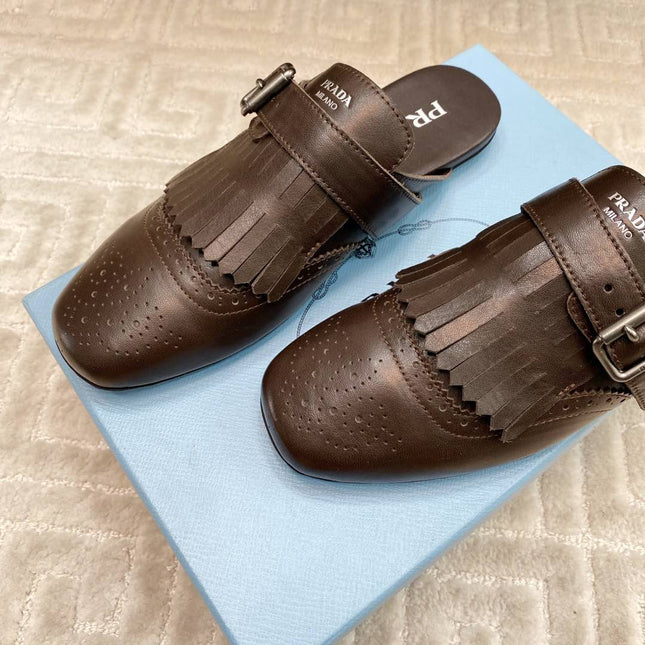 TASSEL MULES IN WALNUT BROWN LAMBSKIN