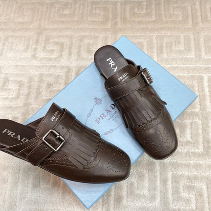 TASSEL MULES IN WALNUT BROWN LAMBSKIN