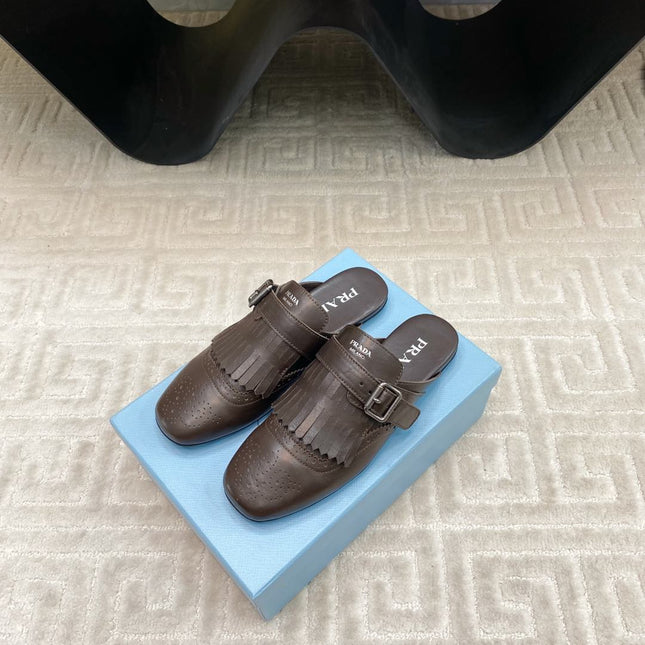 TASSEL MULES IN WALNUT BROWN LAMBSKIN